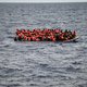 Tien mensen gestikt op overvolle reddingsboot voor Libische kust