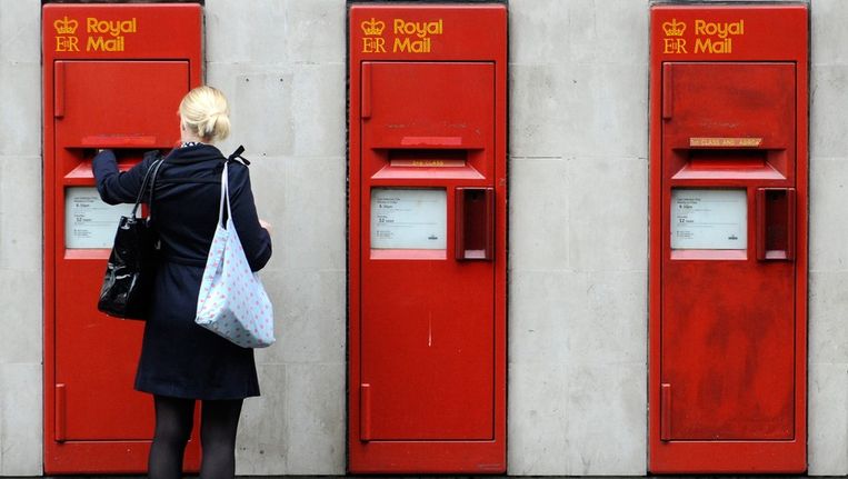 Post- en bezorgbedrijf Royal Mail wordt na 360 jaar geprivatiseerd. Beeld epa