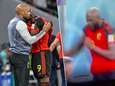 Inconsolable: Romelu Lukaku s’effondre dans les bras de Thierry Henry et casse le plexiglas du banc de touche