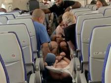 Vliegtuig terug naar Sydney na vechtpartij tussen passagiers