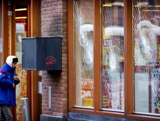 Nultolerantie voor relschoppers in Kortrijk: “Wie een winkelruit ingooit, riskeert al enkele jaren celstraf”