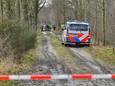 Politie doet onderzoek na vondst lichaam in het Dalems Stroompje in Hapert.