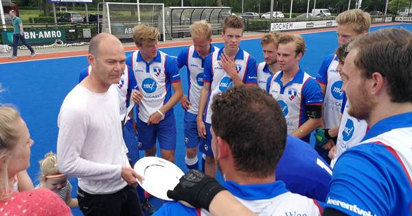 Zwolle Breekt Door Geldgebrek Met Coaches Geers En Van Den Broek Sport Destentor Nl