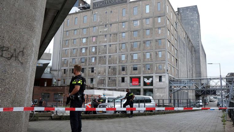 Politie bij de Maassilo in Rotterdam. Beeld anp