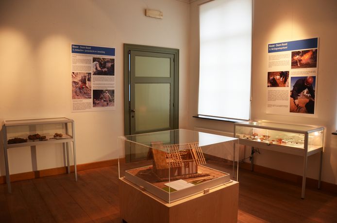 De tentoonstelling / expo over de archeologische vondsten op Doorn Noord in het oud stadhuis in Ninove.