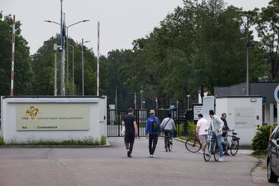 Akkoord over toekomst azc Budel: minder plekken maar mogelijk nog tot 2038 open