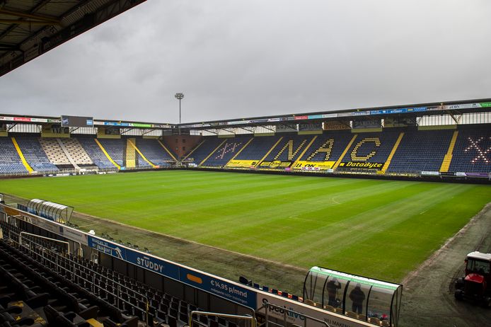 Honderd kilo graszaad, verwarming op zeven graden en uren prikwerk voor ...