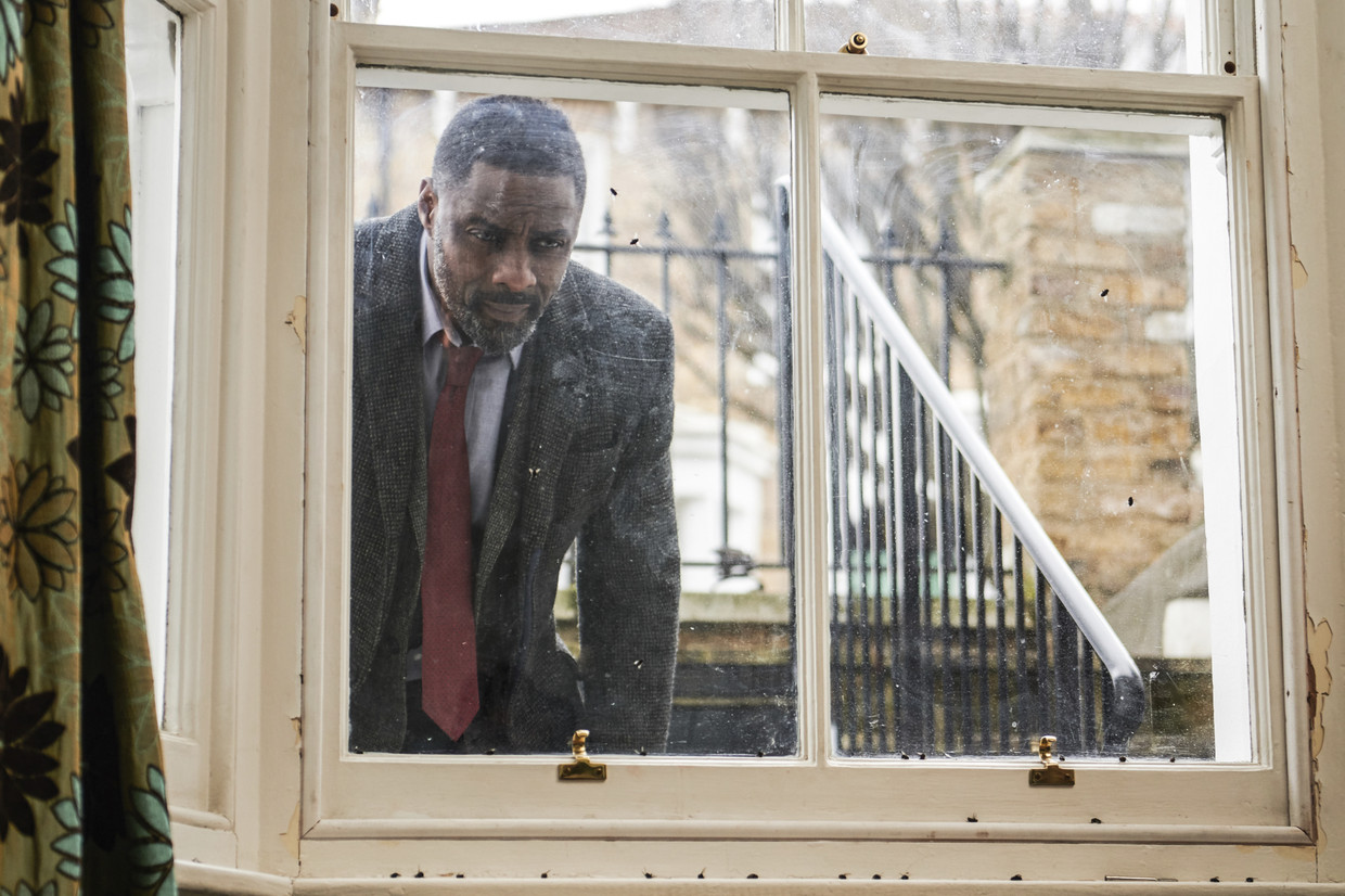 Di lokasi syuting Luther dengan bintang Idris Elba