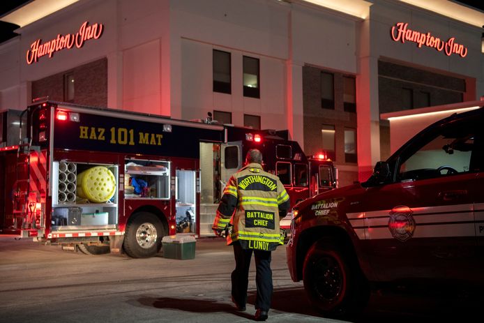 De hulpdiensten in actie bij het hotel in Ohio.
