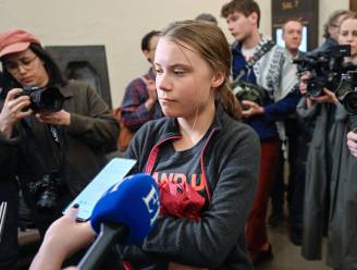 Greta Thunberg (21) moet boete van bijna 600 euro betalen voor ongehoorzaamheid bij klimaatprotesten 