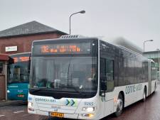Dubbele reistijd en meer kosten voor Schouwen-Duivelandse busreiziger naar Rotterdam: het CDA probeert het tij nog te keren