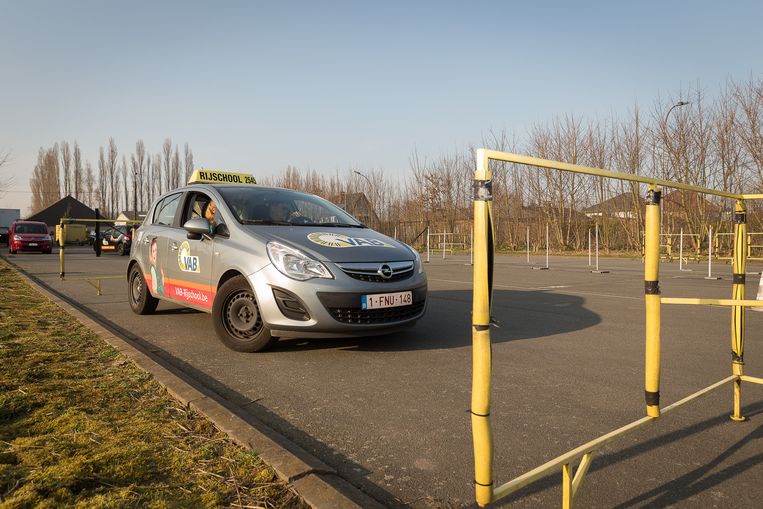 Streng Maar Niet Onrechtvaardig Kontich In De Buurt Hln