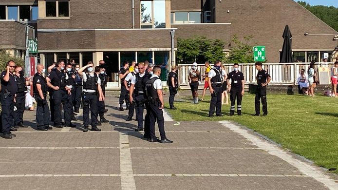 De politie kwam massaal ter plaatse