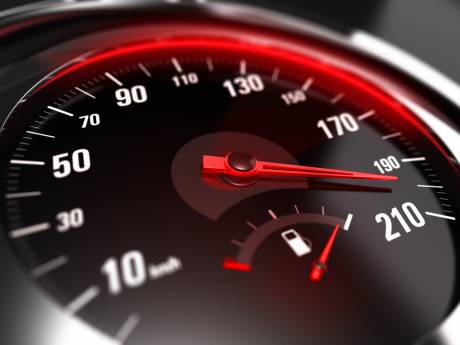 A2-racers gepakt met 248 km/u en 252 km/u: ‘Racen doe je op het circuit’