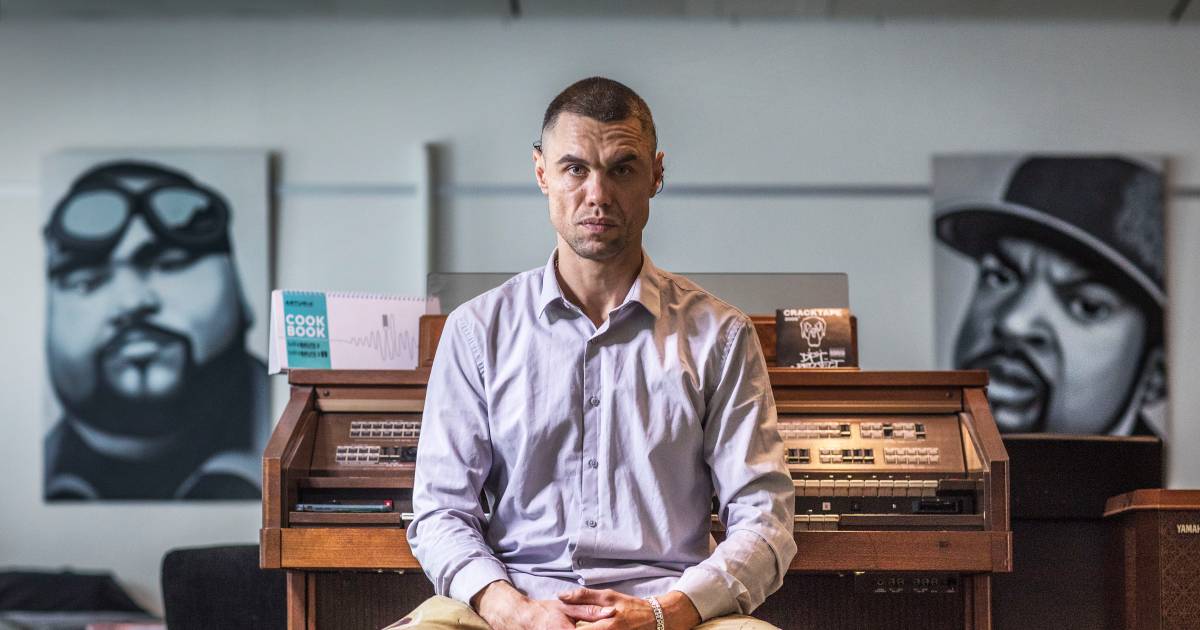Rapper Skaffa (36) zat jarenlang in de cel en helpt nu andere ...