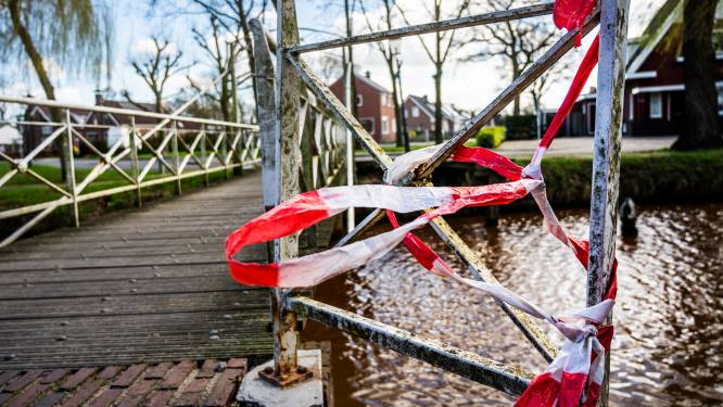 Het geld is op, en dus verliest dit dorp tweederde van zijn bruggen: ‘Alsof we er hier niet toe doen’