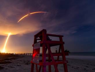 Falcon-9 draagraket lanceert succesvol tiende pakket Starlink-satellieten