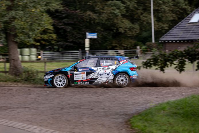 Bernhard ten Brinke and navigator Davy Thierry in action.