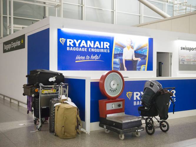 Ryanair verstrengt beleid voor handbagage: enkel nog maar handtas of laptoptas in de cabine