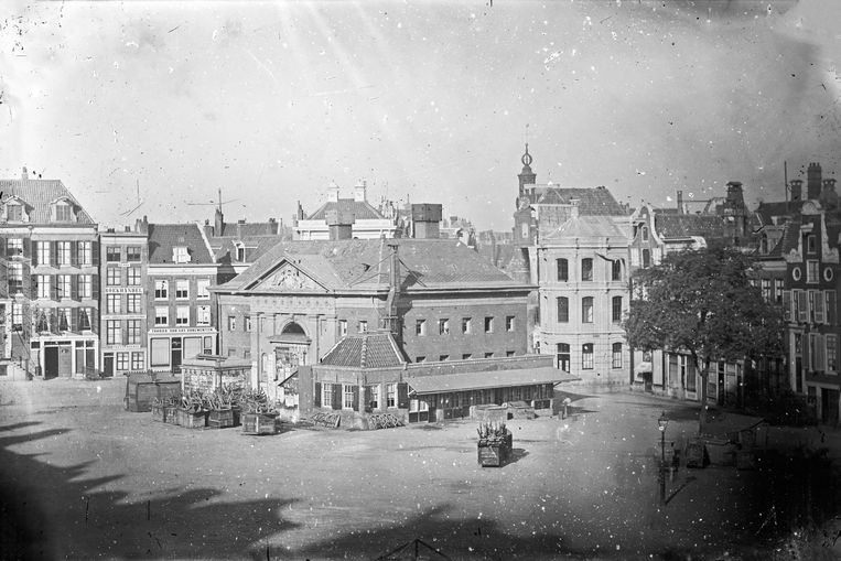 Botermarkt, 1874. Beeld Stadsarchief