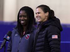 Mooi gebaar: Brittany Bowe geeft olympische startplek 500 meter aan ploeggenoot