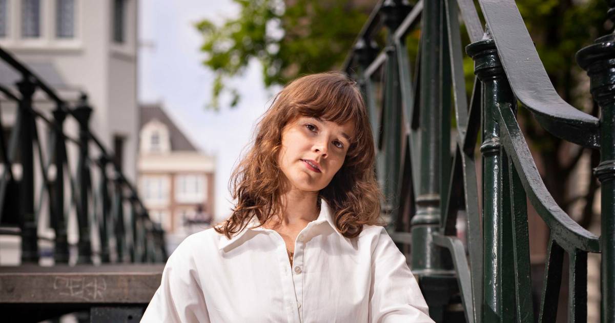 Belgische topballerina Nina Tonoli (27) moet plooien door ...