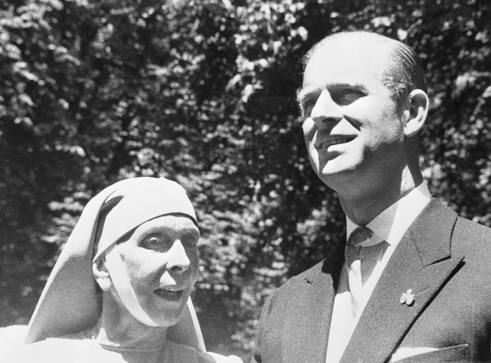 Prins Philip en zijn moeder, prinses Alice van Griekenland.