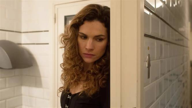 Familiegeheimen komen aan het licht in eerste trailer van ‘Het geheugenspel’