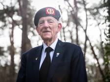 Veteraan Wim vertelt over zijn missie op scholen: ‘De vraag die ik altijd krijg is of we iemand hebben doodgeschoten’ 