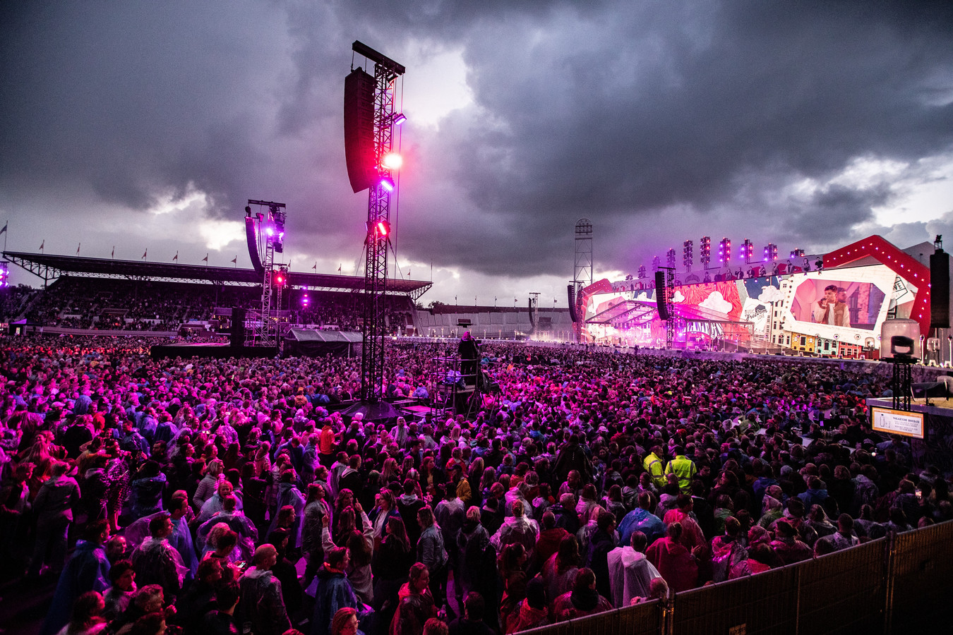 The Streamers verkopen GelreDome in hoog tempo uit wat is hun geheim