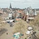 Waarom de Nieuwmarkt een goed gelukt plein is en het Museumplein een kneusje blijft