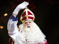 Sinterklaas welkom geheten bij Grotepietenhuis