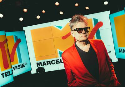 Willy-radiostem Marcel Vanthilt pakt uit met een live talkshow tijdens ‘De Week van de Jaren 90'
