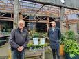 Henk Philippo en Dylan Bloomer in de hoofdvestiging van Philippo Rozen in Kalmthout.