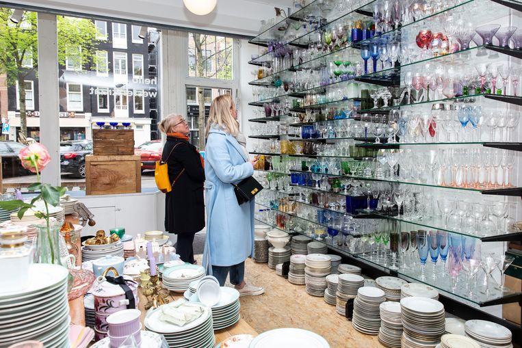 Toeschouwer Voorlopige Opgetild Alle dagen feest: 7 winkels met betoverend mooi vintage servies in Amsterdam