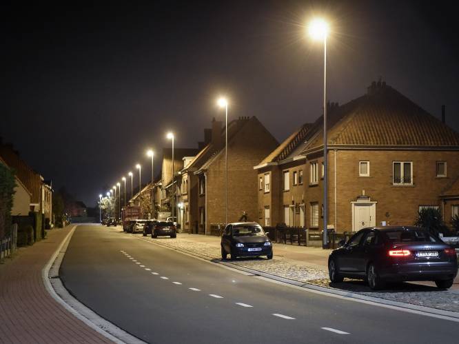 Nu energieprijzen dalen: eerste steden en gemeenten laten straatverlichting weer branden