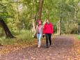 Een wandeling door het Mildenburgbos is genieten in de herfst. Vijf influencers gaan wandeleiland Voorne-Putten de komende tijd ontdekken en onder de aandacht brengen.