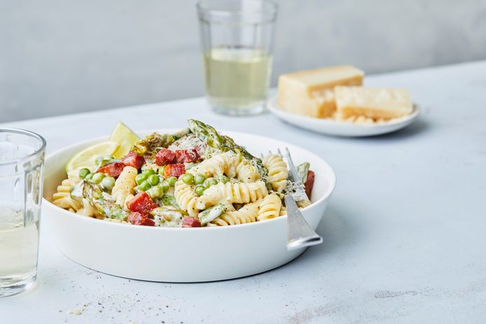 Tagliatelle al limone e pancetta croccante