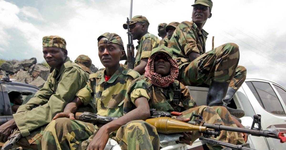 Вертолет ООН сбит повстанцами в Конго за границей