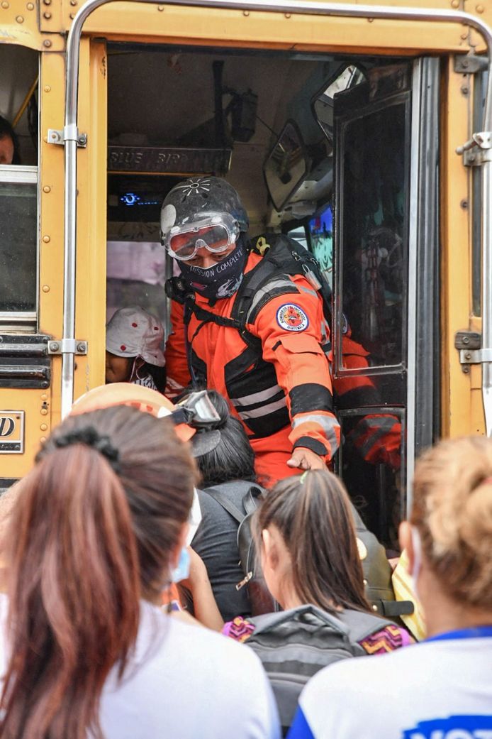 People are preventively evacuated from Chimaltenango, Guatemala.