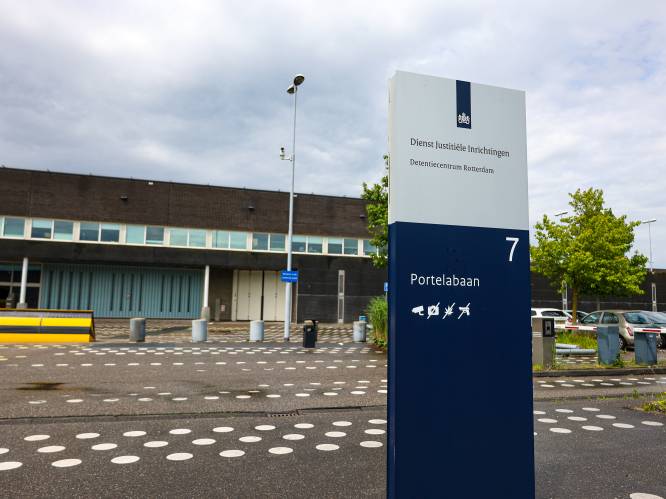 Zestig gedetineerden in opstand in Detentiecentrum Rotterdam: zeven medewerkers gewond
