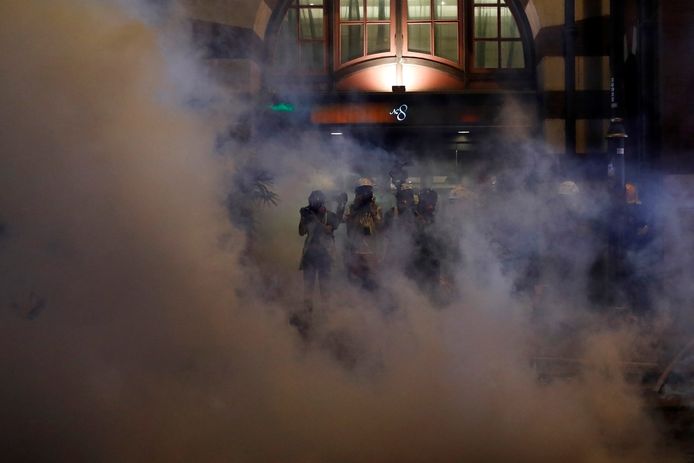 De politie zette traangas in bij de betogingen van gisteren.