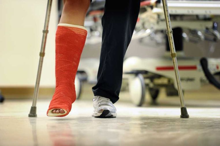 De spoedeisende hulpafdeling in het Sint Jansdal ziekenhuis in Harderwijk. Een groot deel van de regionale ziekenhuizen dreigt zijn intensive care en spoedeisende hulpafdeling te moeten sluiten vanwege nieuwe zorgregels. Beeld anp