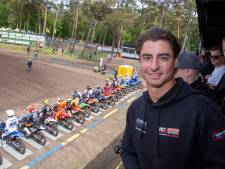 Geblesseerde thuisrijder Van der Vlist ziet Herlings in Oldebroek onbedreigd naar de Masters-titel rijden, en hoopt stiekem op meer wedstrijden