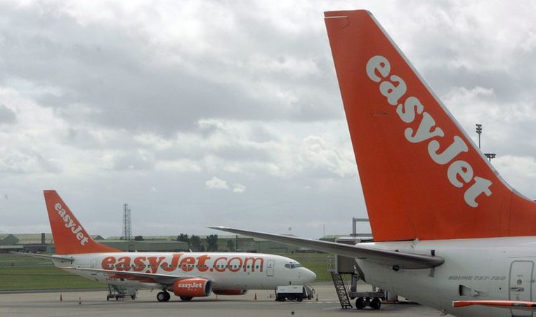 Volgens het vliegveld zijn bezwaarmakers als Easyjet te laat. Foto EPA/Paul McErlaneq Beeld 