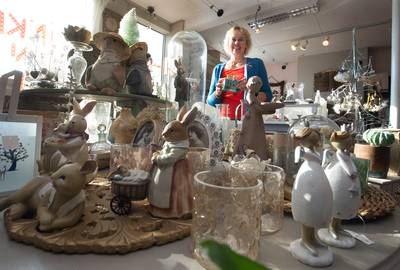 Inez Liebe’s woonwinkel Keetje Knus bestaat straks alleen nog online: ze is thuis té hard nodig