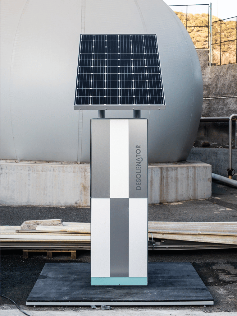 Zonnepaneel voor zuiver tapwater Beeld Desolenator