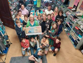 Kindergemeenteraad schenkt 233 euro aan vzw Feestvarken