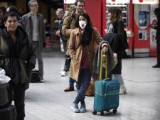 Le masque n’est plus obligatoire dans les transports en France, mais “les indicateurs restent élevés”