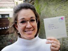 Aicha stuurde een superschattige kaart naar ‘papa', maar adresseerde die verkeerd en nu is Susan op zoek naar hem
